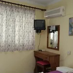 Apartment Ermis Kalamítsi