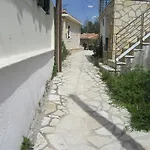 Ermis *