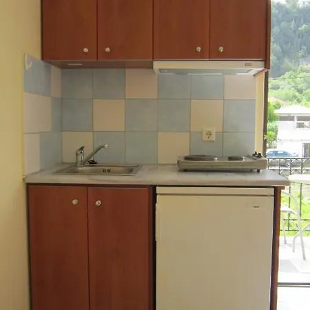 Ermis Apartment *