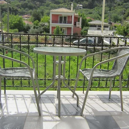 Ermis Apartament Kalamítsi