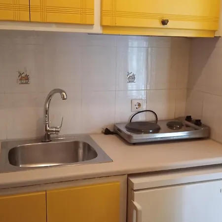 Ermis Apartment *